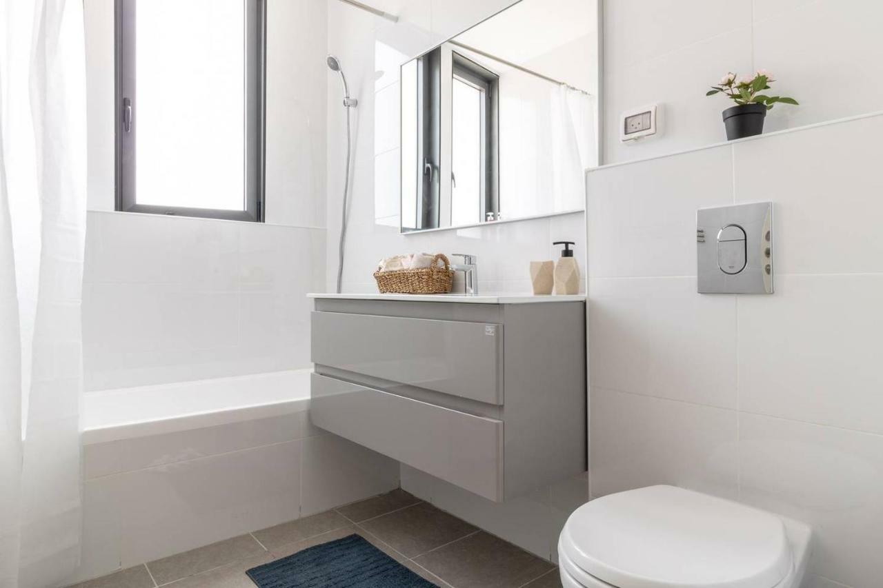 Magical 2Br/Parking With Amazing View, City Center Jerusalem Exteriör bild